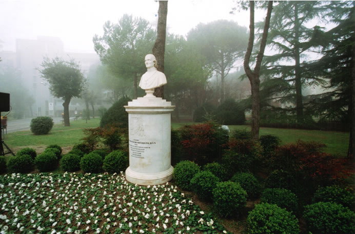 Busto marmoreo di Antonio Codronchi